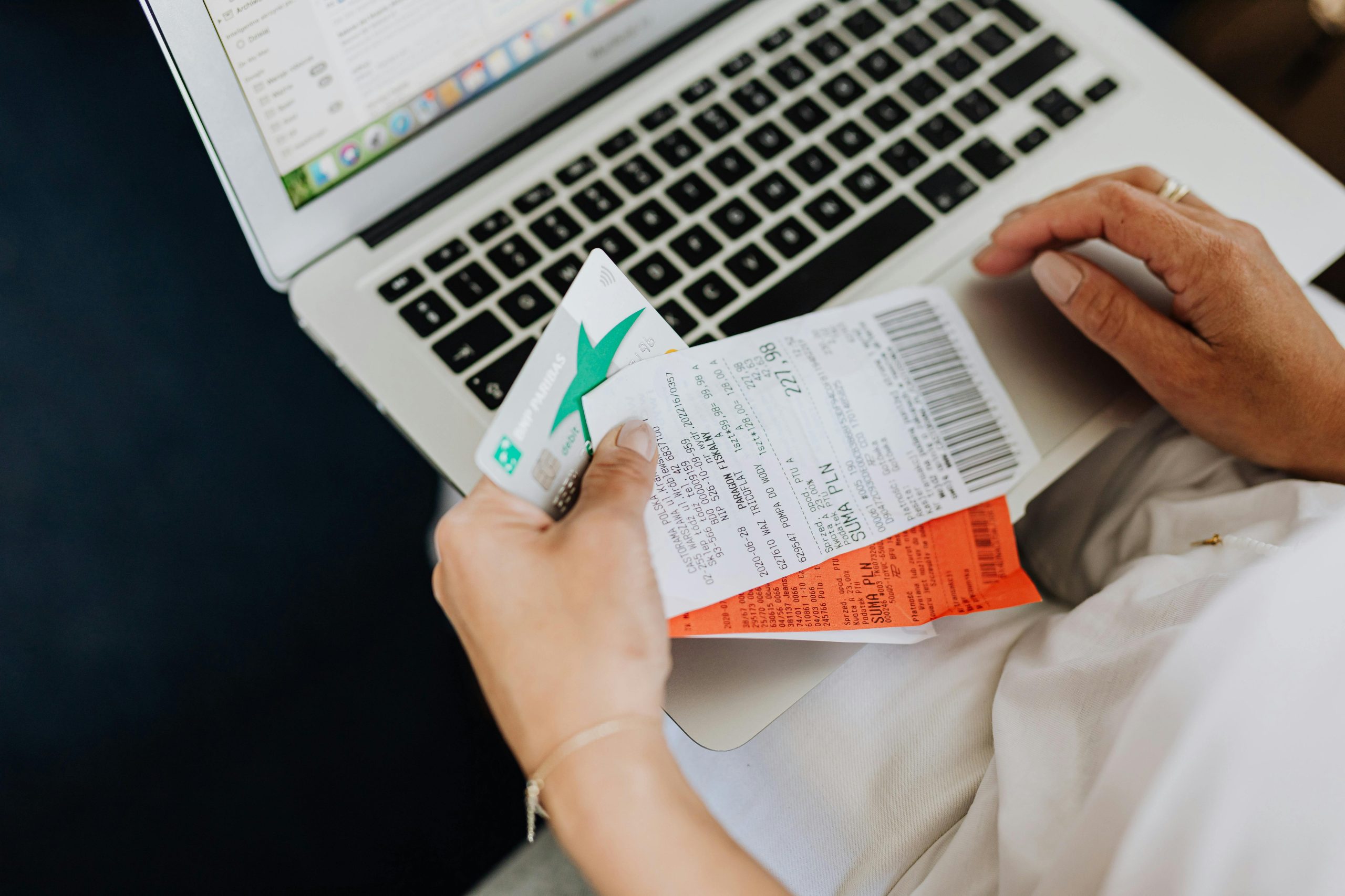 From Local Brand to International Brand: How Cross-Border E-Commerce Makes ASEAN Expansion Simple